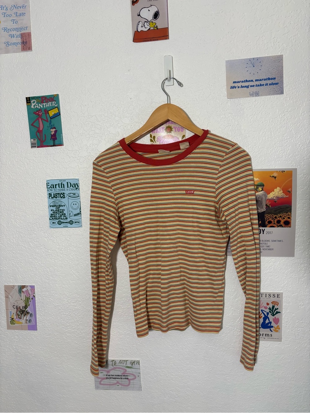 Levi's Red Trim Multicolor Striped Ribbed Tee